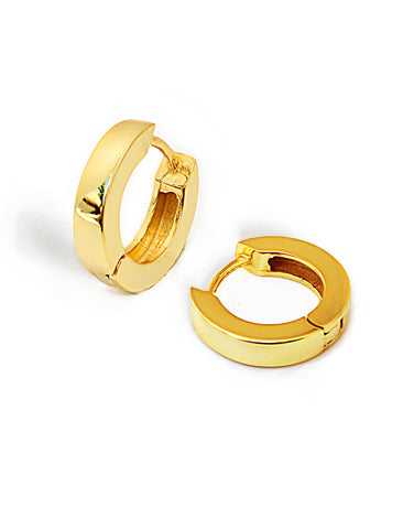 Image Title Essential Minimalist 18K Gold Vermeil With 925 Sterling Silver base mini small tiny chunky bold thick dainty stacking layering statement round hoop huggie earrings by Sonia Hou, a celebrity AAPI Chinese demi-fine jewelry designer