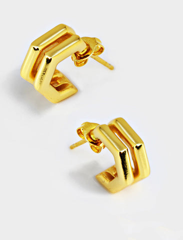 Image Title Minimalist small chunky bold thick dainty stacking layering statement round FUTURISTIC Double Hexagon Huggie Hoop Earrings in 18K Gold Vermeil With 925 Sterling Silver base by Sonia Hou, a celebrity AAPI Chinese demi-fine jewelry designer