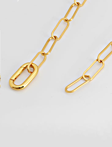 Image Title Essential Minimalist Large Thick Chunky Link Chain Paperclip Mid Length Choker Layering Statement Necklace in 18K Gold Vermeil With Sterling Silver base by Sonia Hou, a celebrity Chinese AAPI demi-fine jewelry designer