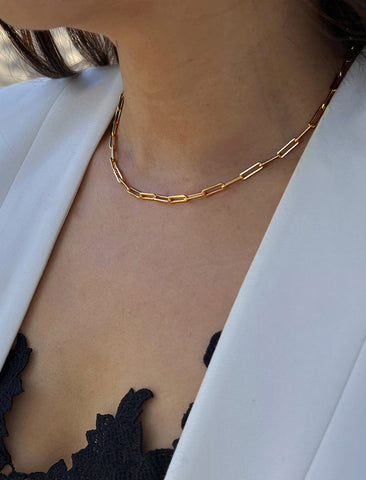 Image Title Female Model wearing Essential Minimalist Thick Chunky Link Chain Paperclip Mid Length Choker Layering Statement Necklace in 18K Gold Vermeil With Sterling Silver base by Sonia Hou, a celebrity Chinese AAPI demi-fine jewelry designer
