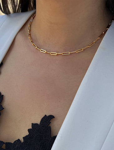 Image Title Female Model wearing Essential Minimalist Thick Chunky Link Chain Paperclip Mid Length Choker Layering Statement Necklace in 18K Gold Vermeil With Sterling Silver base by Sonia Hou, a celebrity Chinese AAPI demi-fine jewelry designer