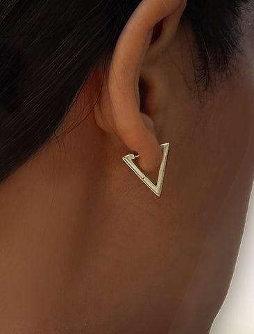 ACHIEVE Triangle Huggie Earring (One Earring Only)