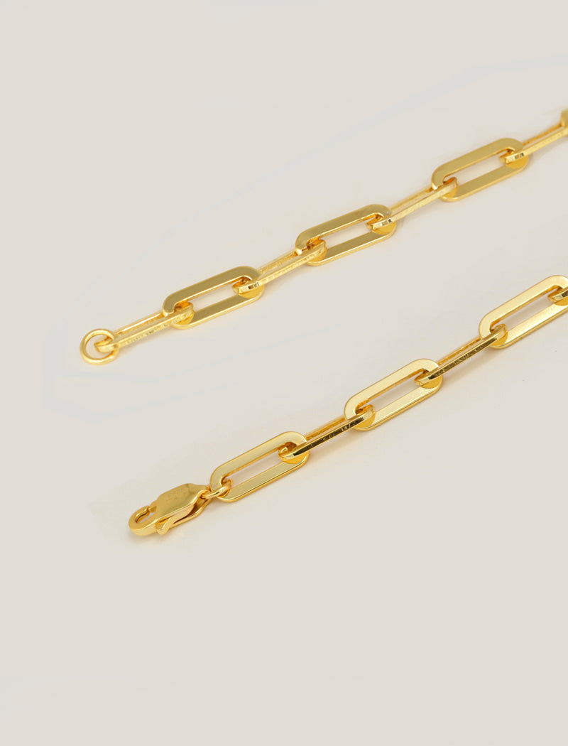 Chain lobster clasps. Designed for everyone who values inclusivity, diversity, and meaning, it’s a timeless statement of strength and modern style. It's perfect for everyday wear. Designed by AAPI celebrity jewelry designer SONIA HOU.