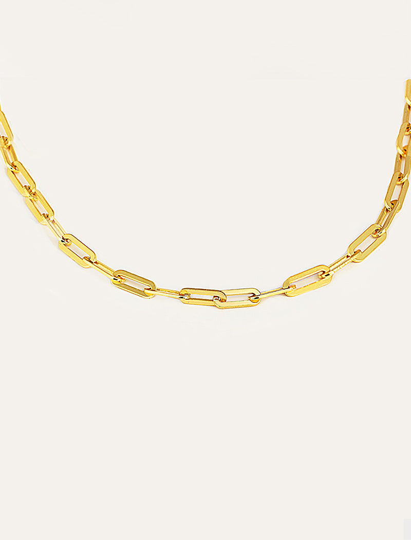 18K Gold vermeil (Sterling silver base) chain layering necklace.  Our medium Essential paperclip link chain necklace is perfect for everyday wear. Designed by AAPI celebrity jewelry designer SONIA HOU.