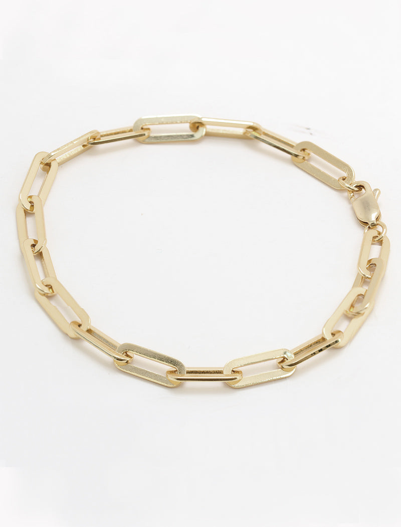 Sterling silver chain layering bracelet.  Our medium Essential paperclip link chain necklace is perfect for everyday wear. Designed by AAPI celebrity jewelry designer SONIA HOU.