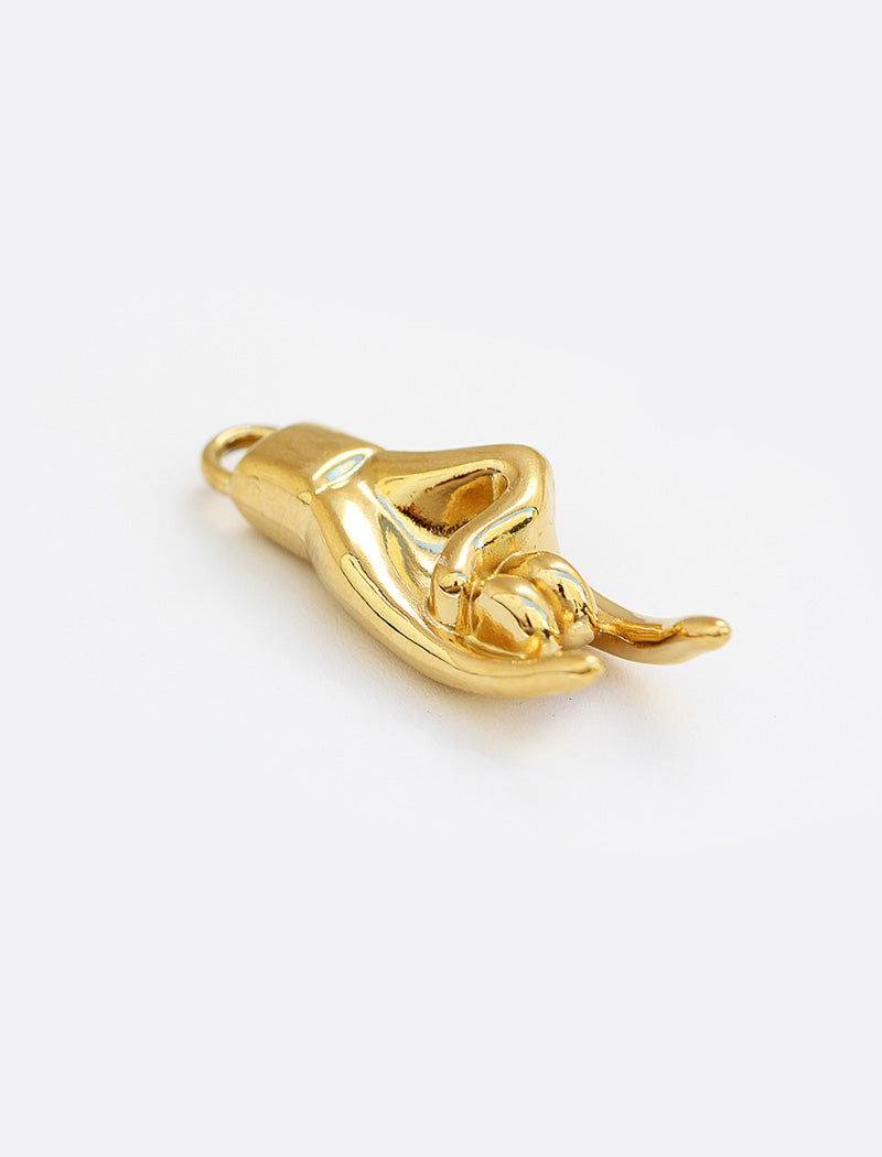 Rooted in ancient Italian tradition, the Italian Hand — also known as Mano Cornuta or the “Horned Hand” — has long been worn as a protective amulet to ward off the Evil Eye and negative energy. Symbolizes strength, defense, and good fortune. Made in 18K gold PVD Stainless Steel. Designed by AAPI celebrity jewelry designer SONIA HOU.
