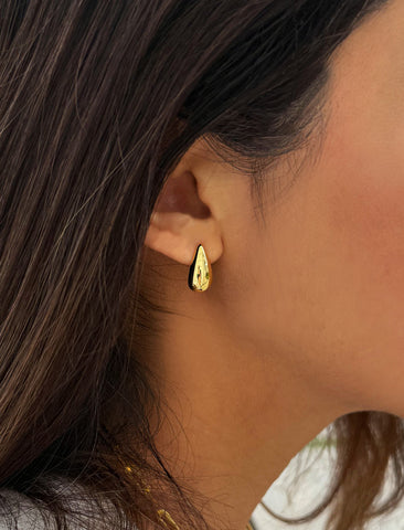 TEARDROP Stud Earrings
